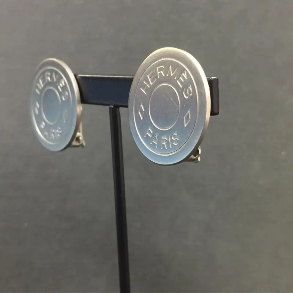 HERMES SILVER COIN LOGO BIJOUTERIE FANTAISE CLIP-ON EARRINGS + BOX - Picture 11 of 13
